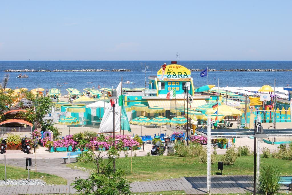 Depandance Hotel Jole Чезенатіко Номер фото